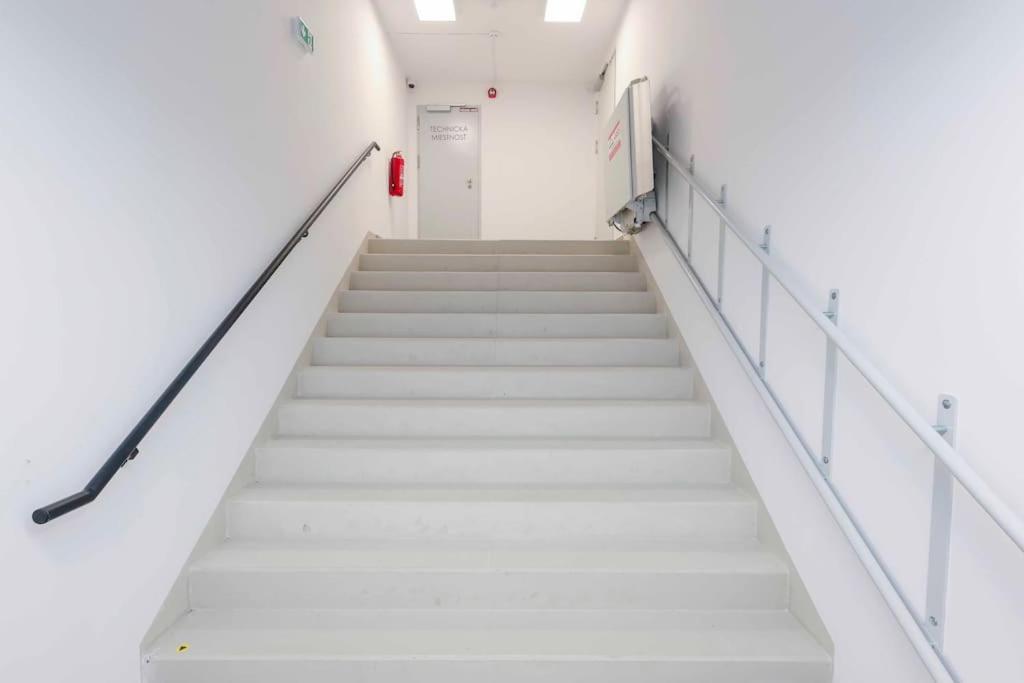 Danubius One - Spacious Apartment W Free Parking Bratislava Extérieur photo